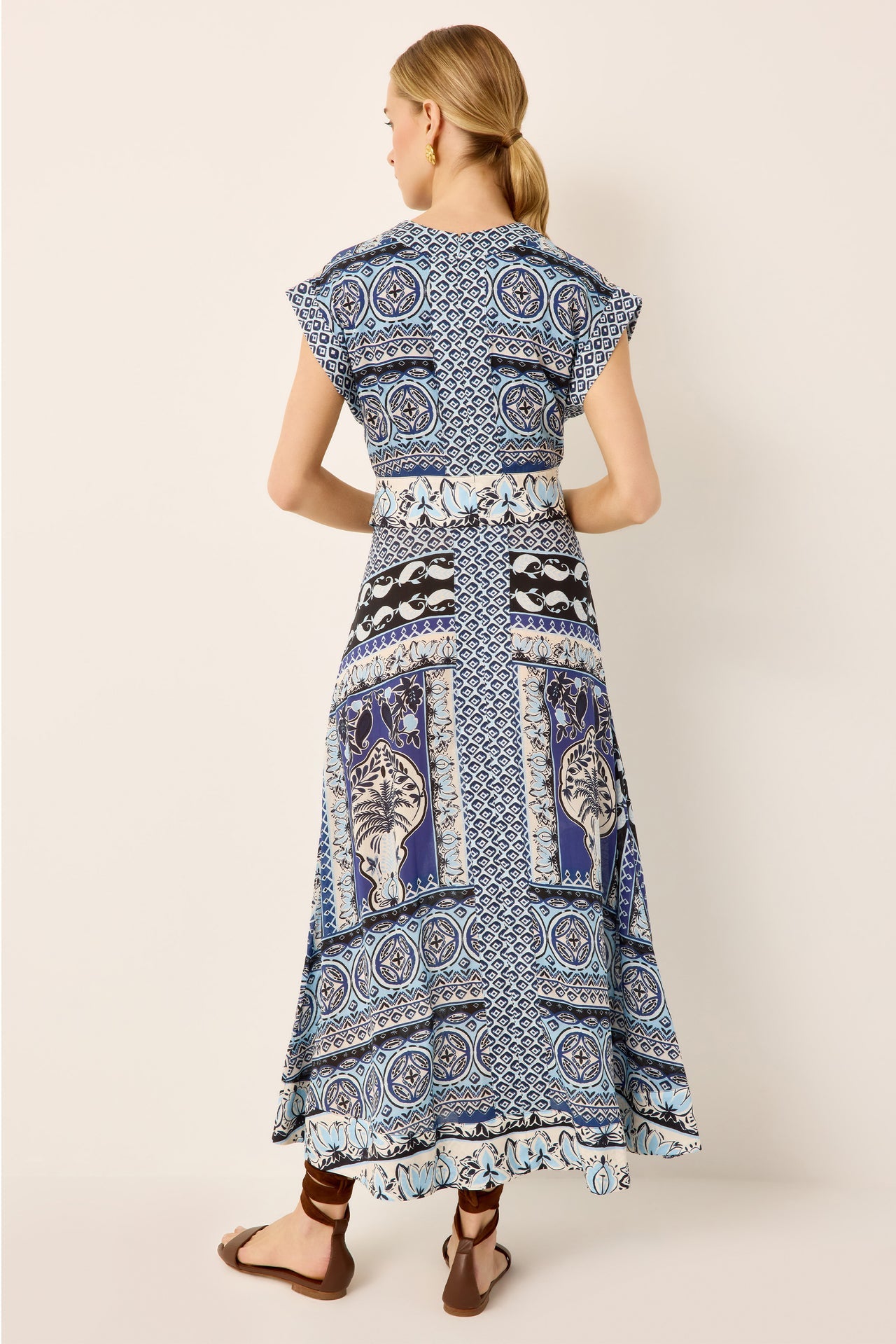 2A18-403-277A-marie-oliver-ashton-dress-in-vista-1