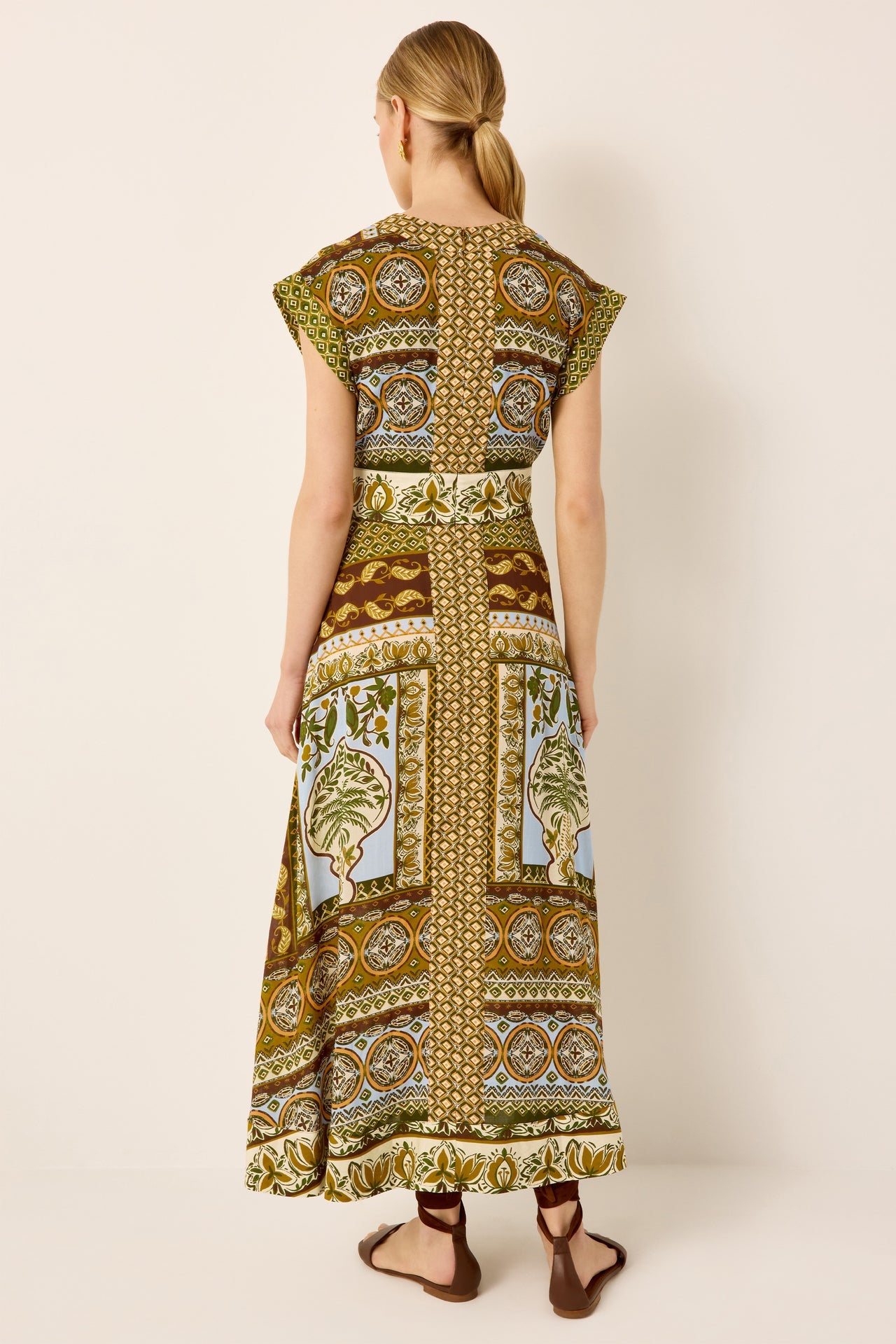 2A18-403-277B-marie-oliver-ashton-dress-in-mirage-1