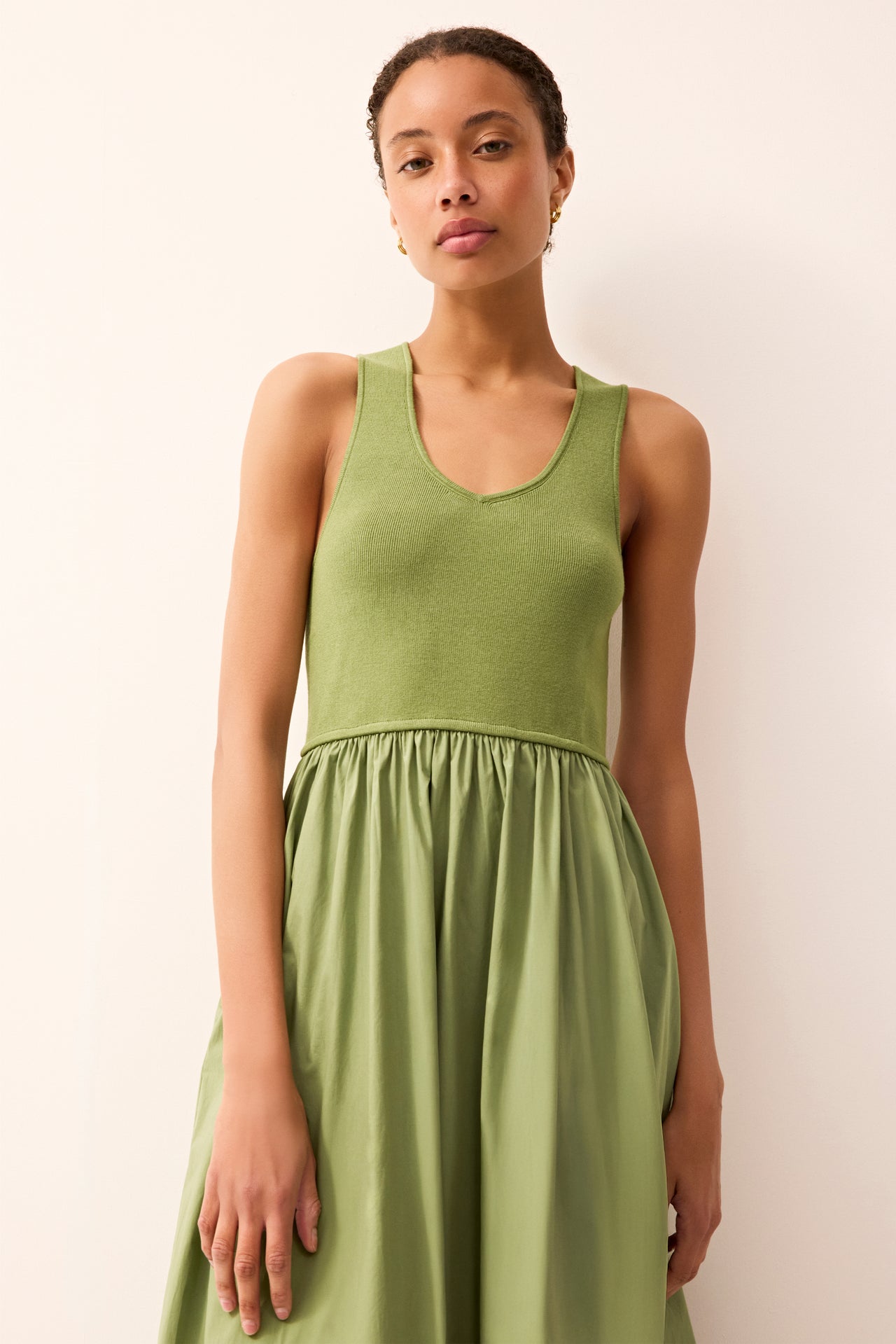 2A23-196-173-marie-oliver-anya-dress-in-watercress-1