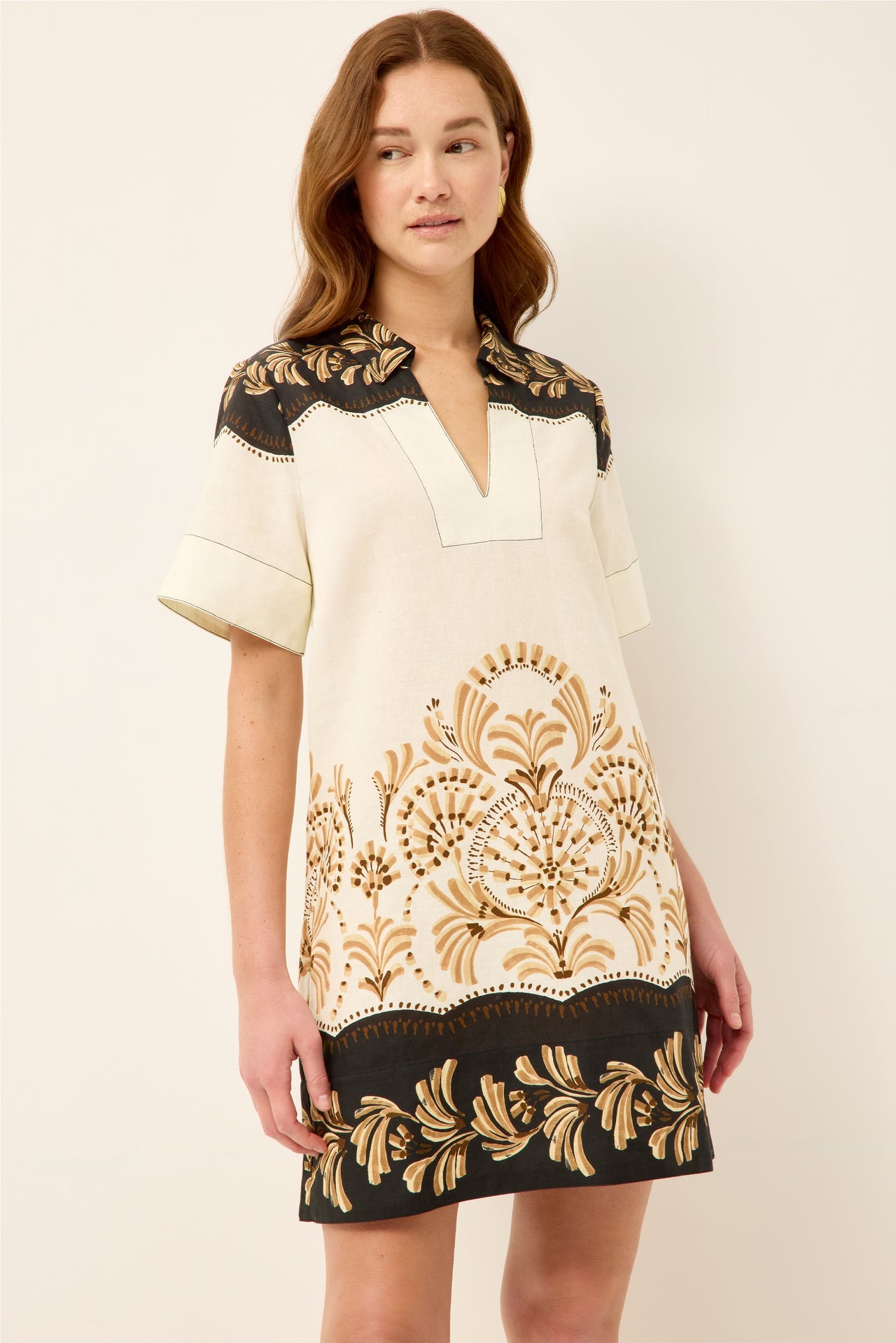 2D15-245-250A-marie-oliver-dede-dress-in-fleuron-1