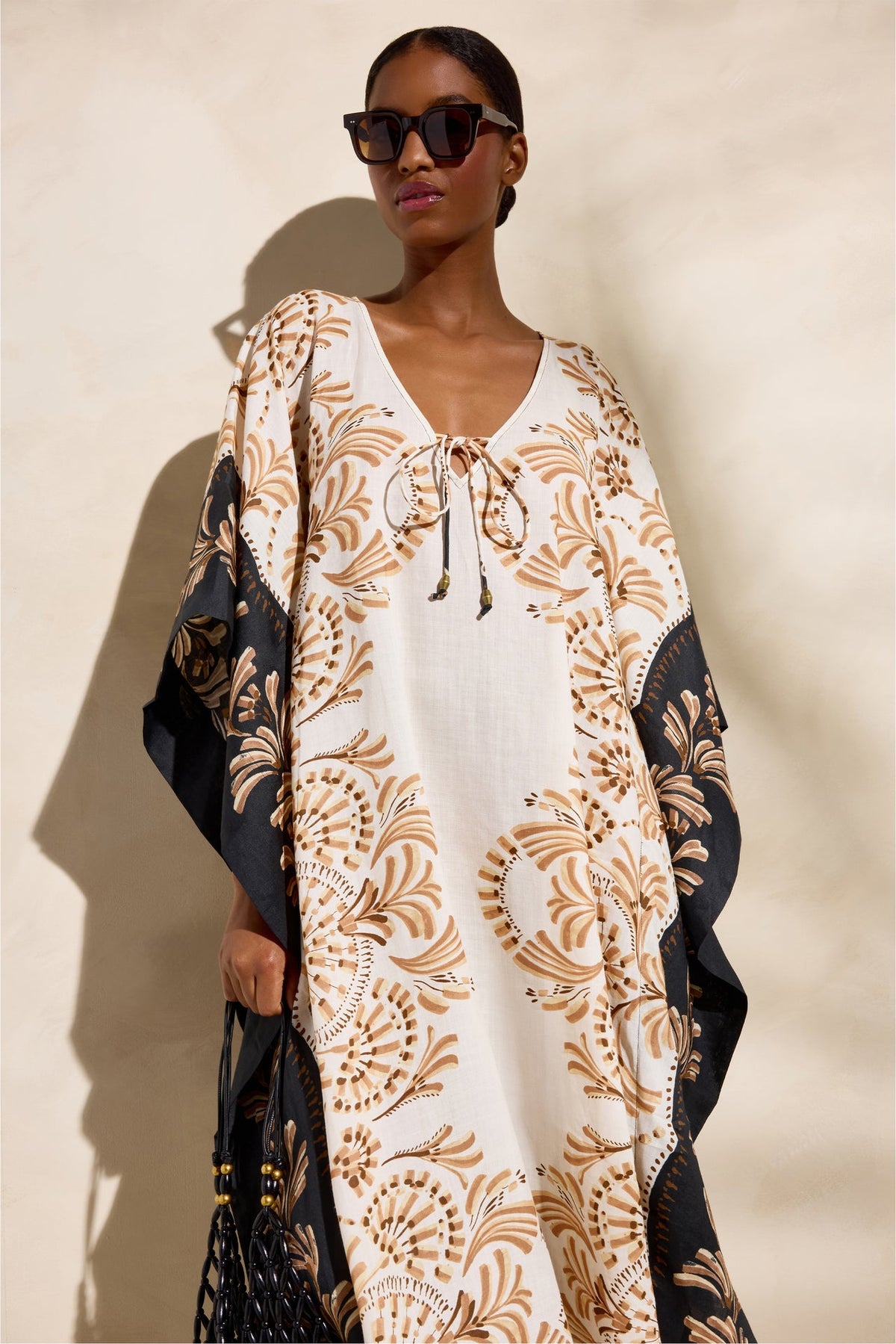 2M24-361-254-marie-oliver-maddox-caftan-in-rosace-1