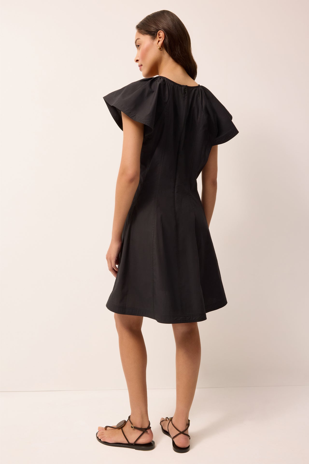 2N24-253-141-marie-oliver-nerissa-dress-in-black-1