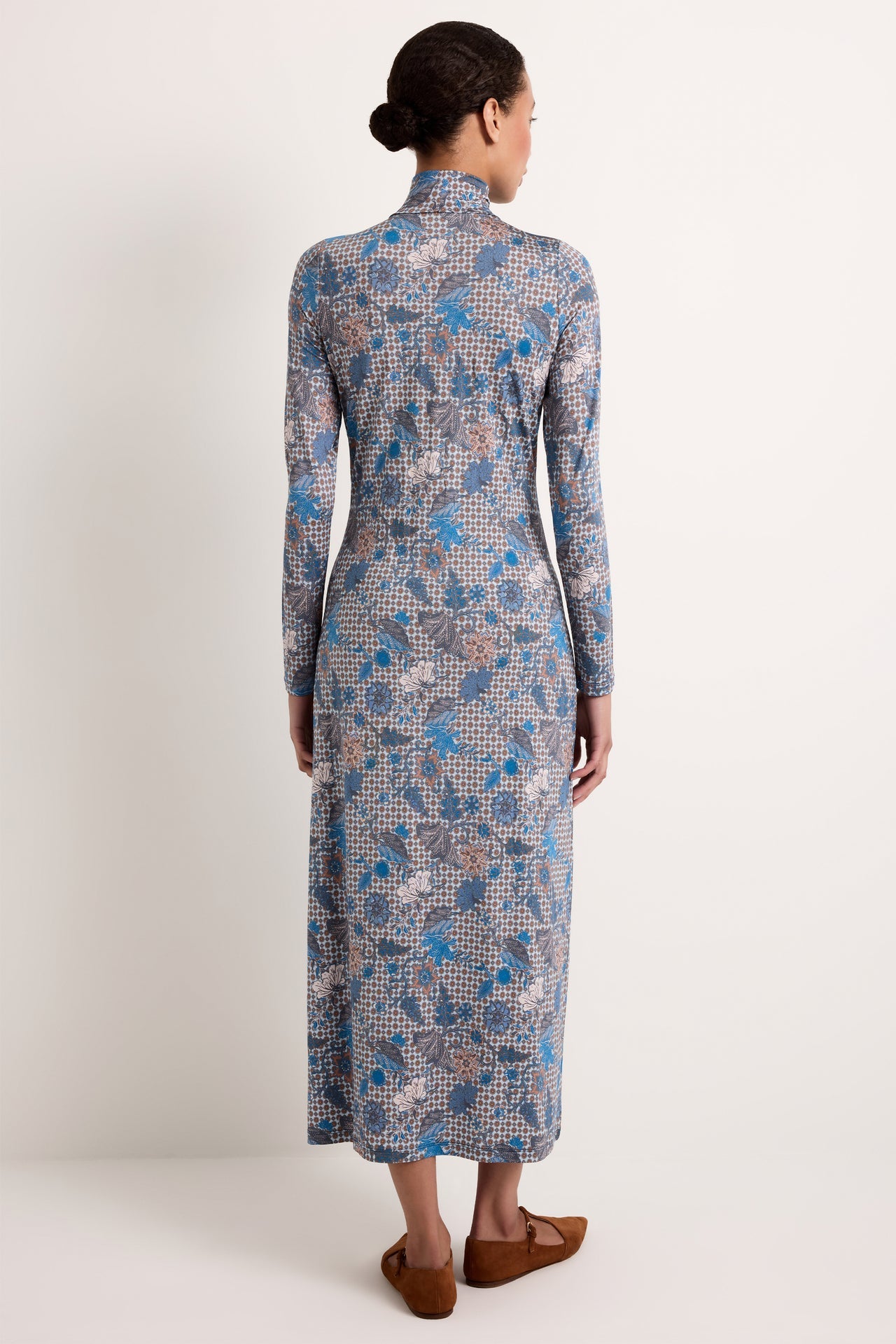 2P13-180-202-marie-oliver-paxton-dress-in-agean-1
