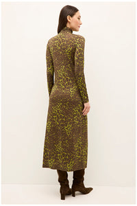 2P13-180-274A-marie-oliver-paxton-dress-in-grasslands-4