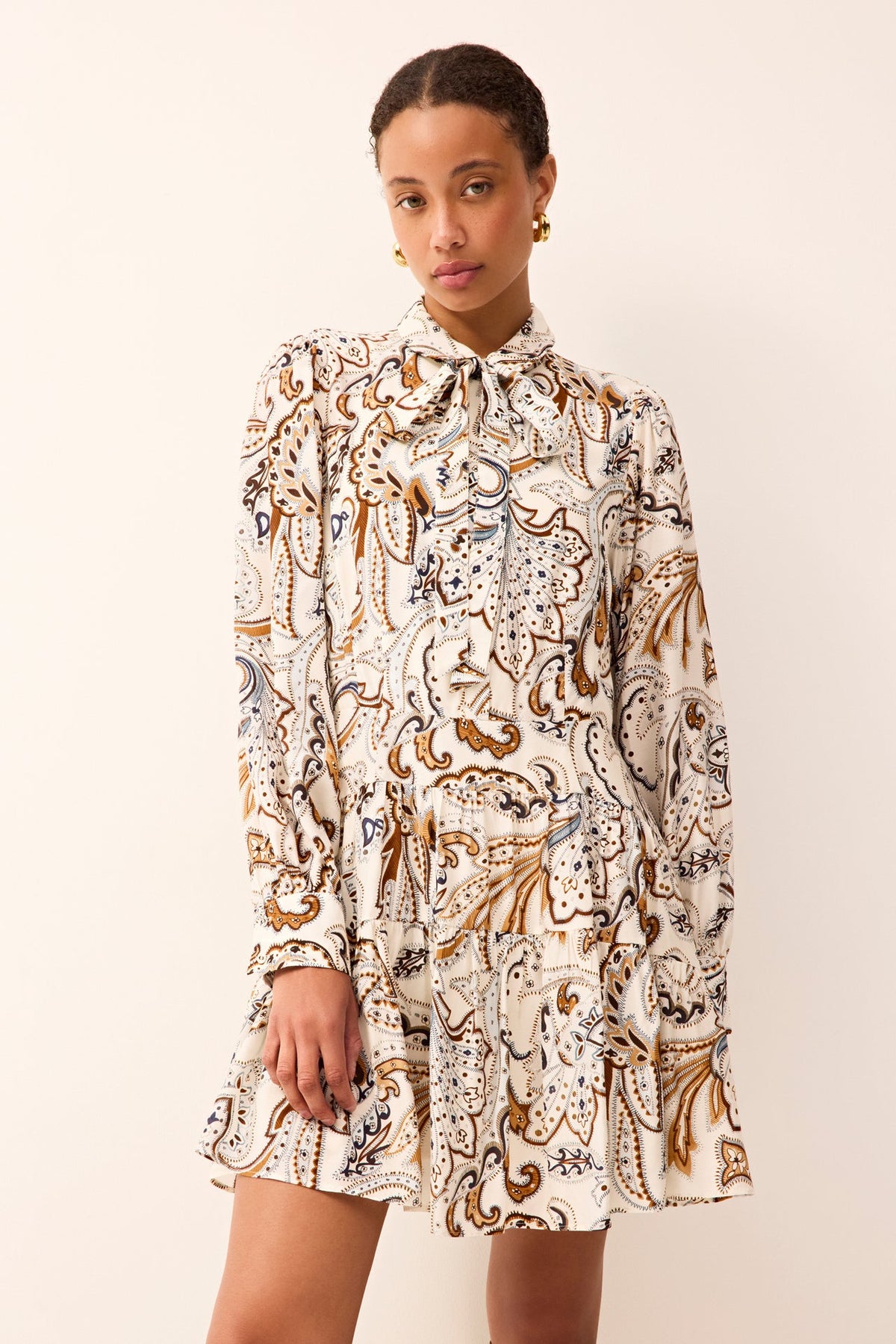 2U21-107B-203A-marie-olive-ulanie-dress-in-trinity-1