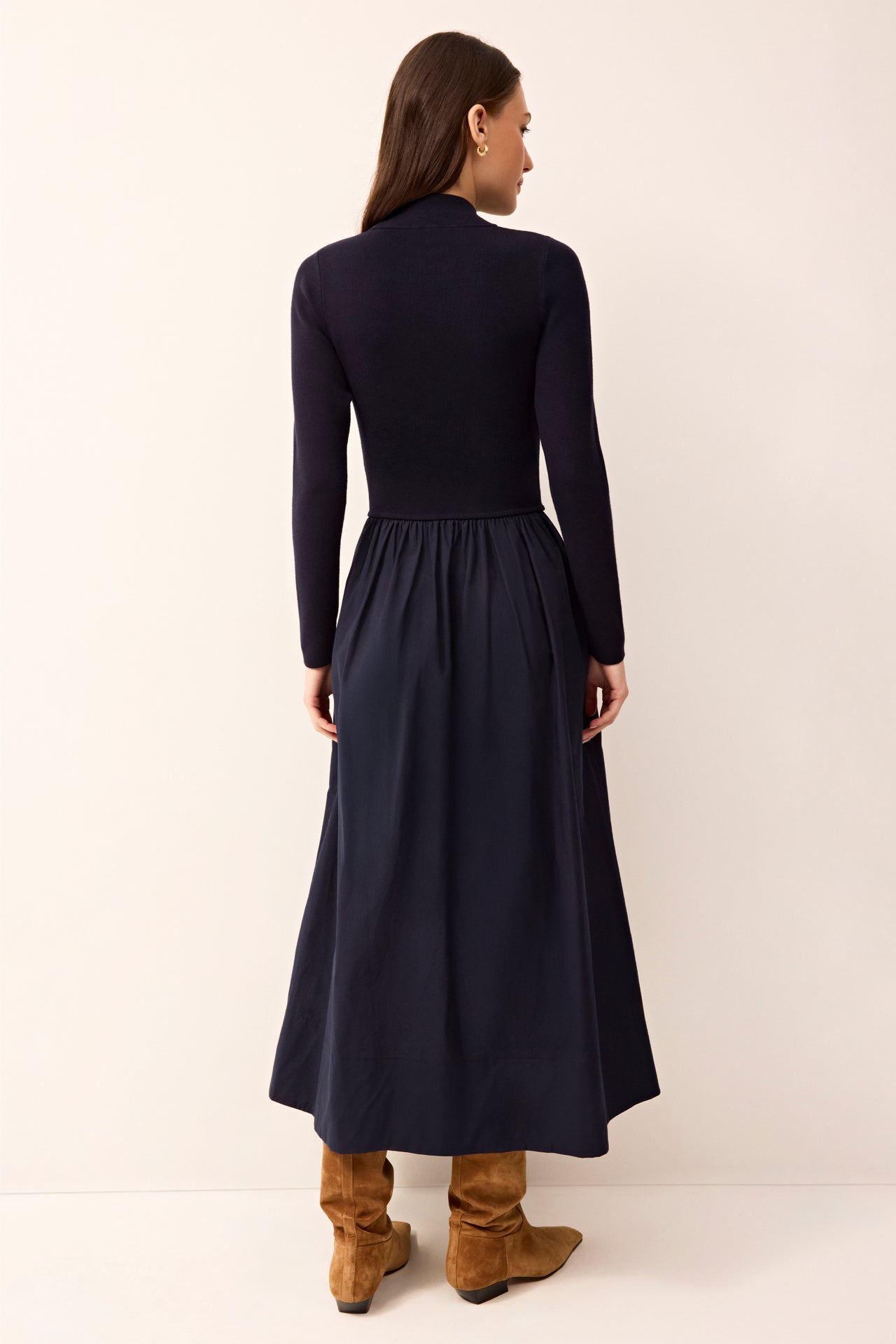 2X16-196-108-marie-oliver-barrett-dress-in-navy-1