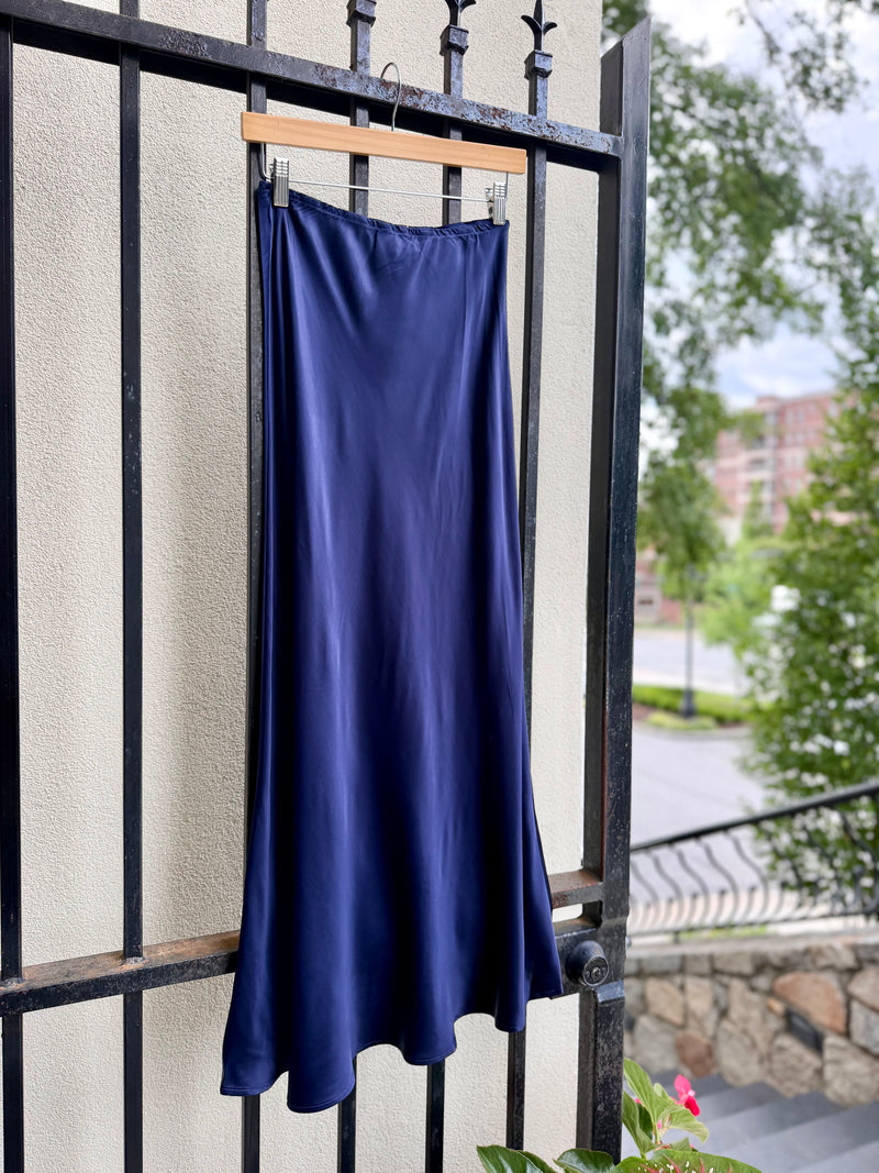 3221XSIL-stark-x-farrah-skirt-in-navy-1