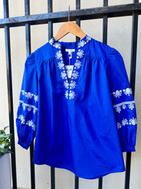 32308EE-tyler-böe-robyn-topper-blouse-in-bluing-1