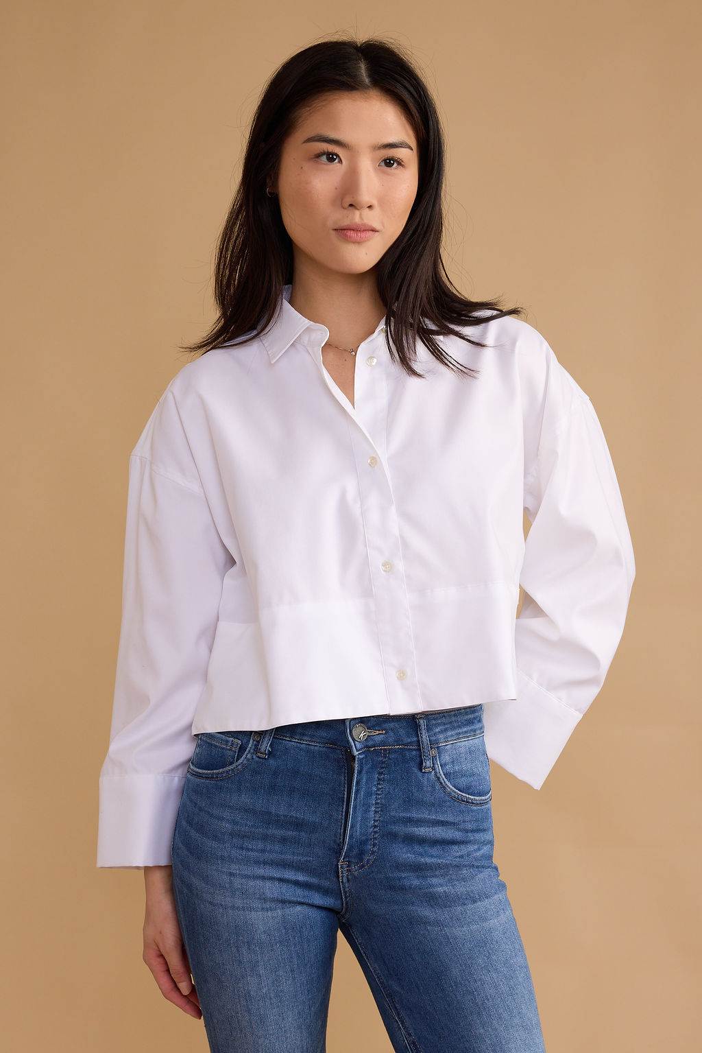 32743SH-F26-thomas-and-lourdes-damien-top-in-white-1