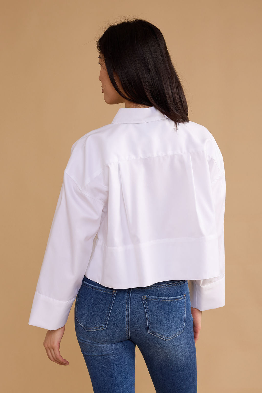 32743SH-F26-thomas-and-lourdes-damien-top-in-white-1