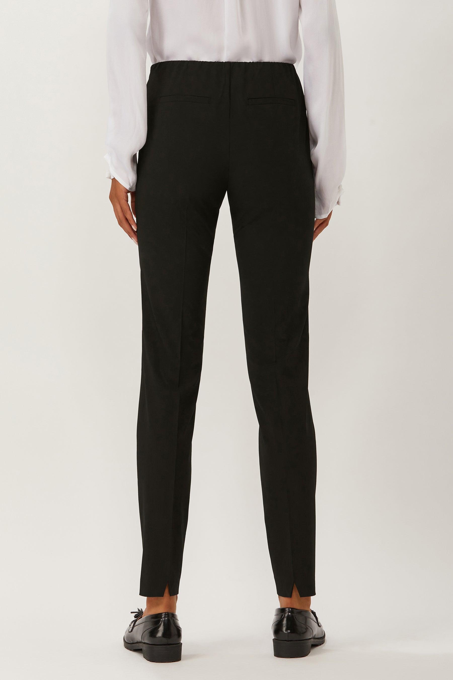 Ecru Springfield Sim Leg Pant in Black – Poppy's of Atlanta