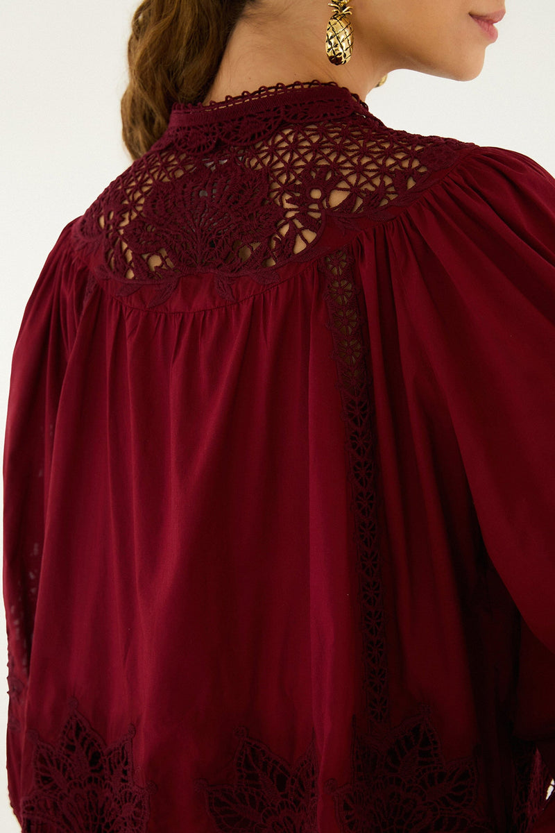 340369-farm-rio-berry-garden-guipure-organic-cotton-blouse-in-burgundy-1