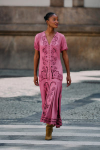 344401-farm-rio-richilieu-maxi-dress-in-pink-1