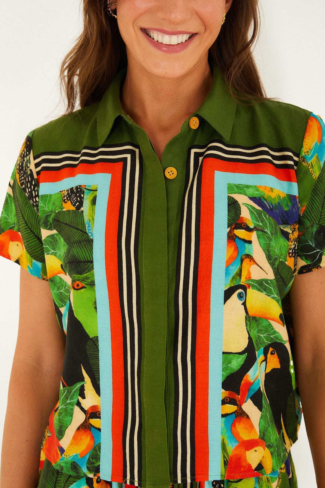 344737-farm-rio-bird-leaves-shirt-in-sand-1