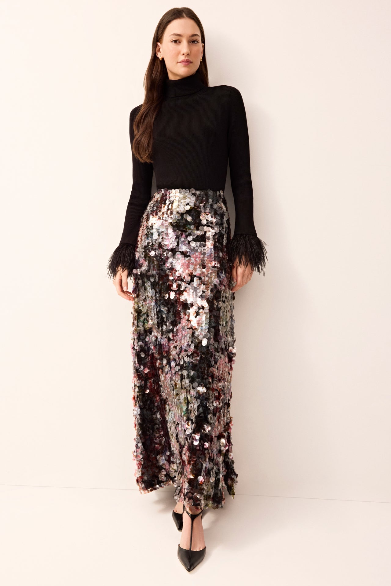 3Q3-344-280-marie-oliver-odessa-skirt-in-euphoria-sequin-1