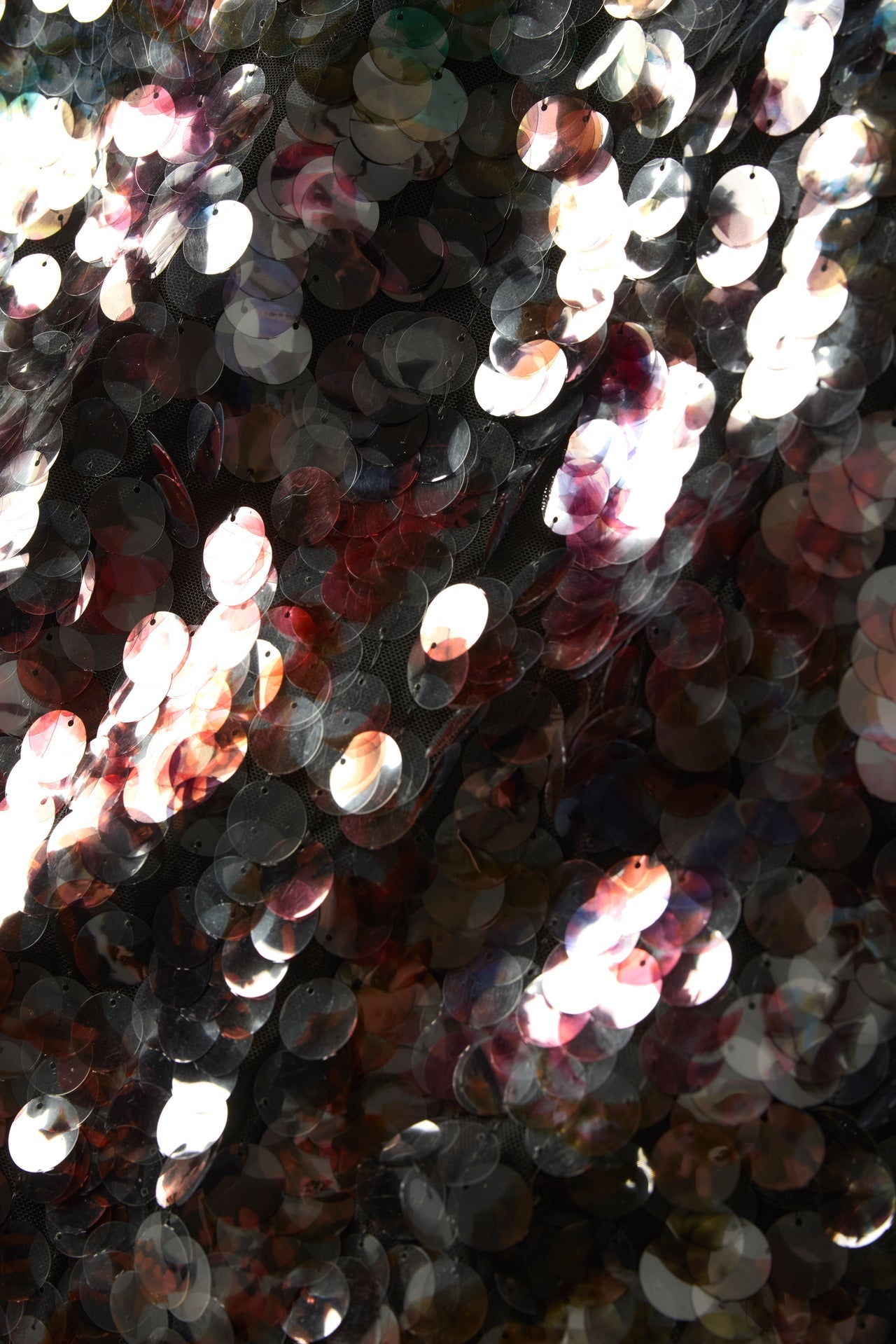 3Q3-344-280-marie-oliver-odessa-skirt-in-euphoria-sequin-1