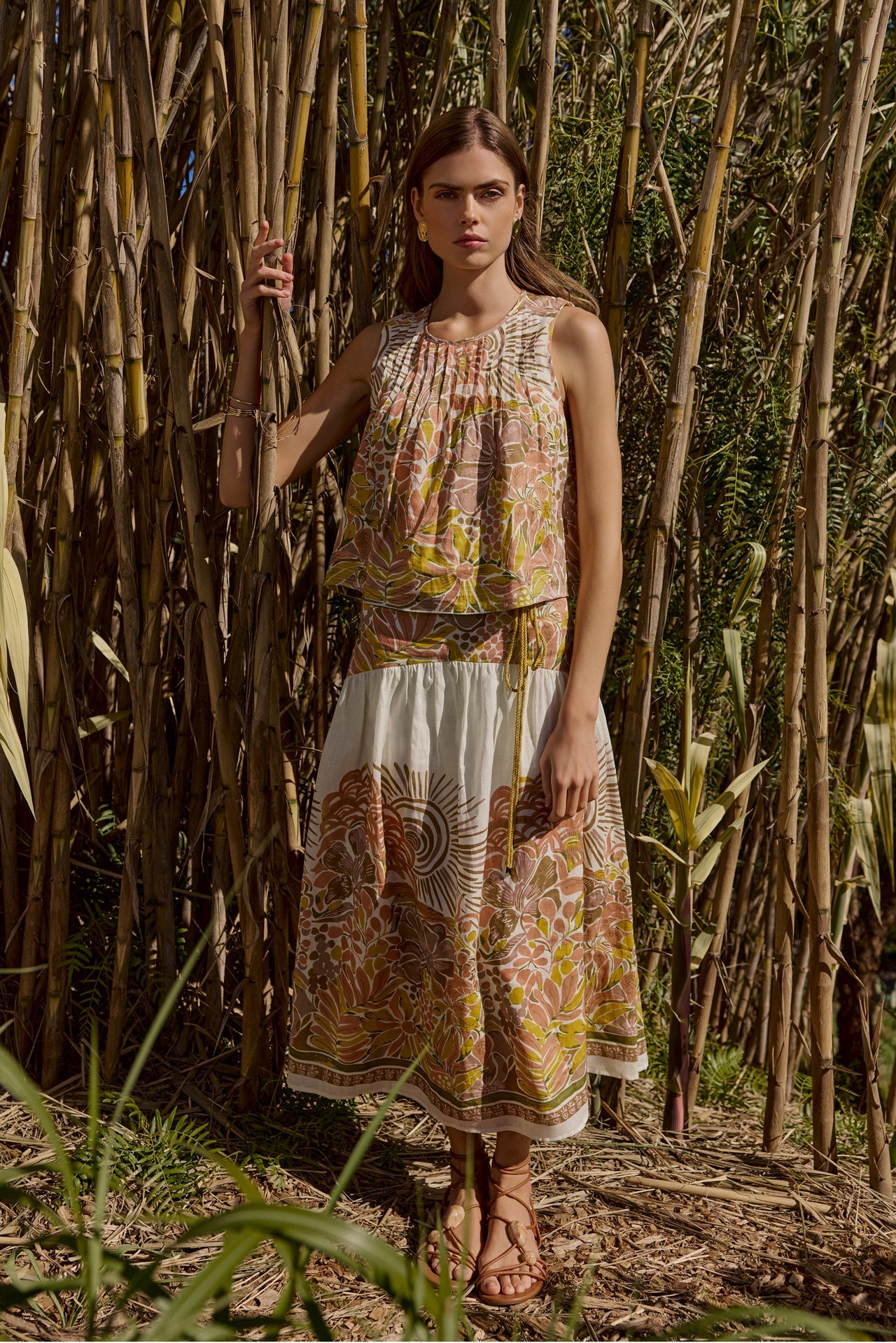 3V3B-361-255-marie-oliver-vicki-skirt-in-solara-1