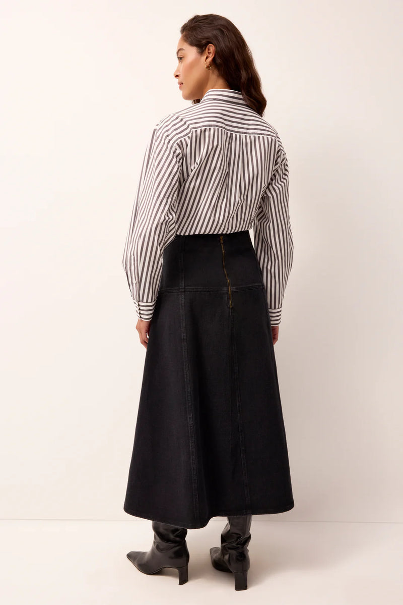 3Y2-322GWD5-marie-oliver-yuko-skirt-in-pavement-3