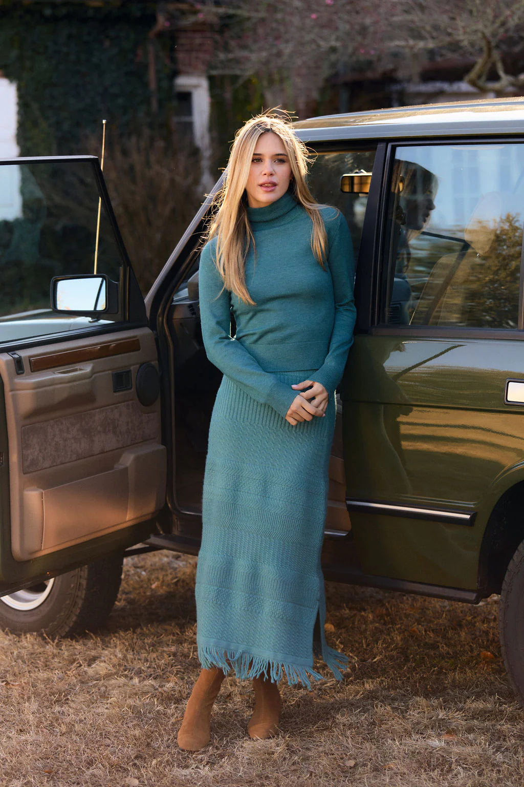 409113-olivia-birdie-skirt-in-new-teal-3