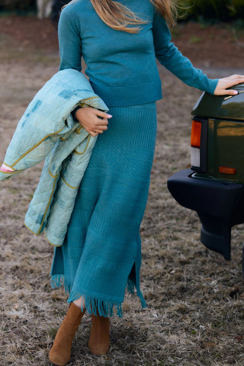 409113-olivia-birdie-skirt-in-new-teal-7