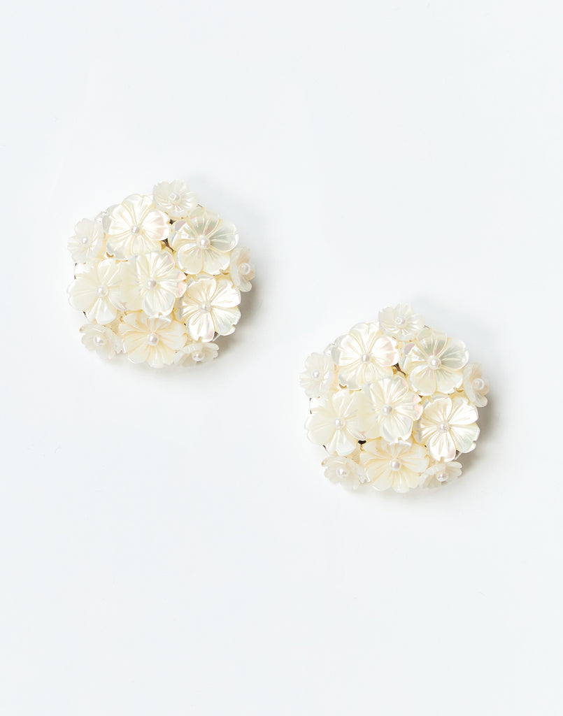40PS07038IV-mestiza-sampaguita-cluster-earring-in-ivory-1