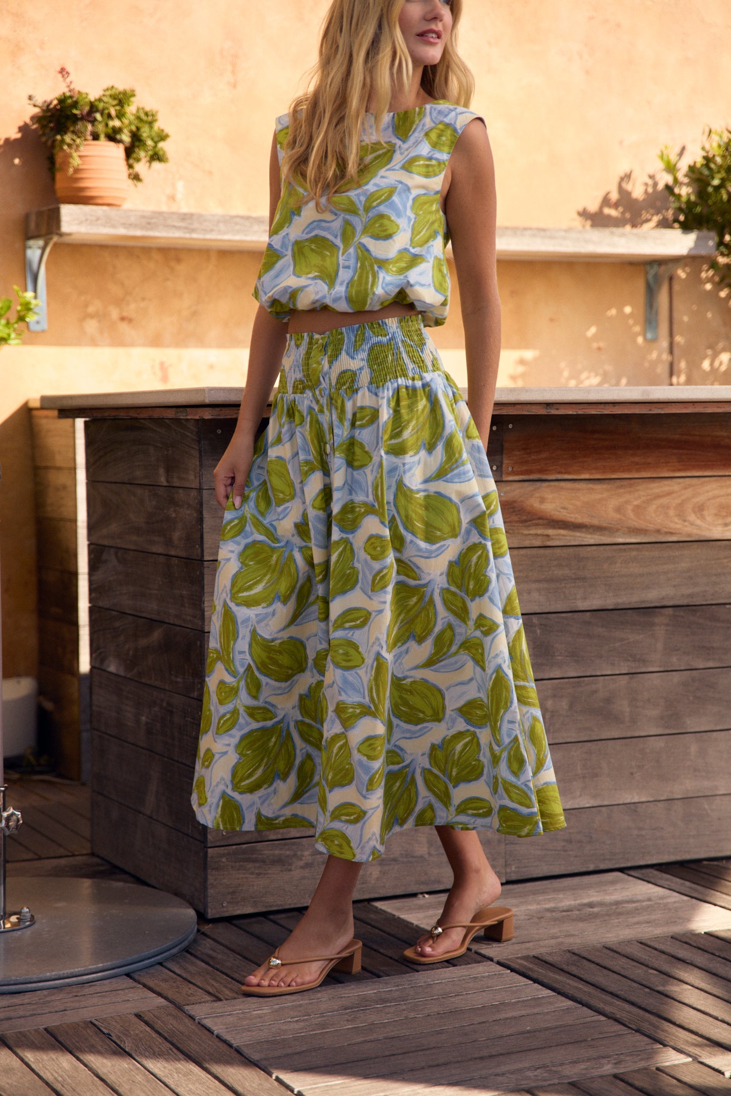 414128-olivia-by-livro-georgia-skirt-in-zest-leaves-1