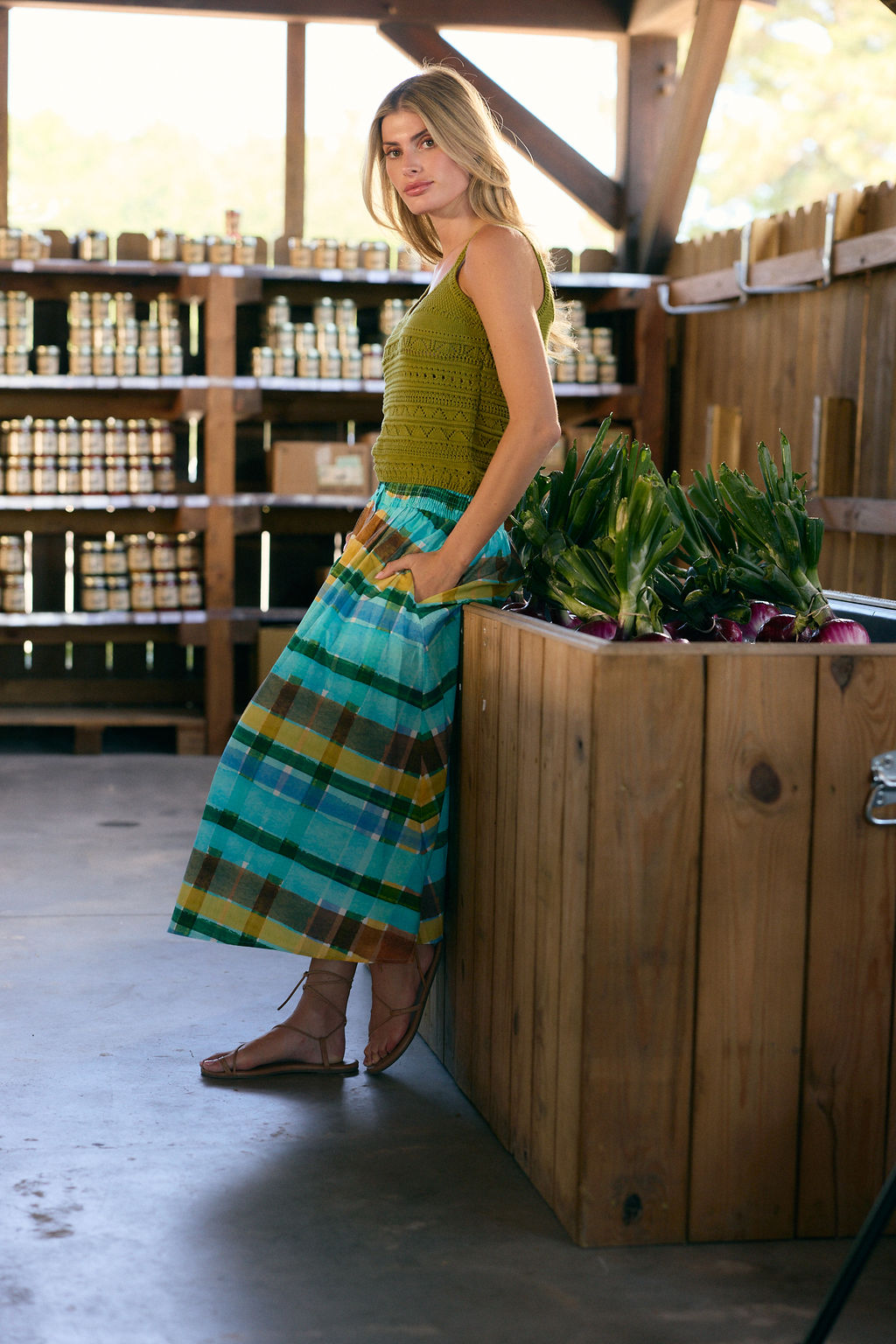 414175-olivia-by-livro-georgia-skirt-in-summit-check-1