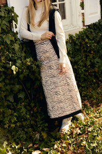 420110-olivia-hila-quilted-maxi-skirt-in-animal-3