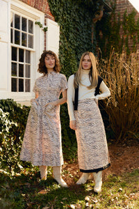 420110-olivia-hila-quilted-maxi-skirt-in-animal-4