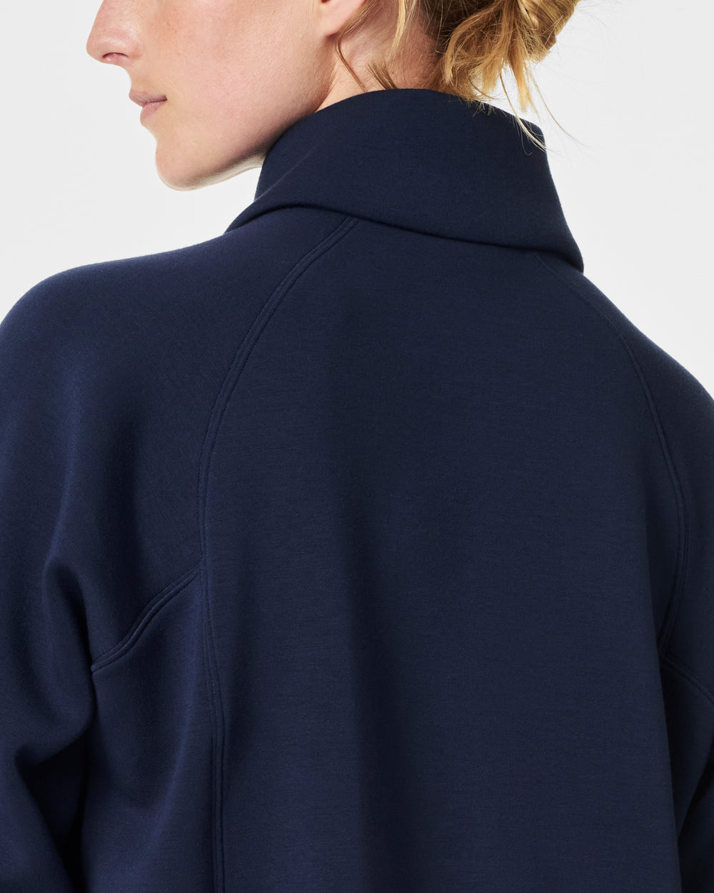 AirEssentials Half-Zip Pullover in Timeless Navy***