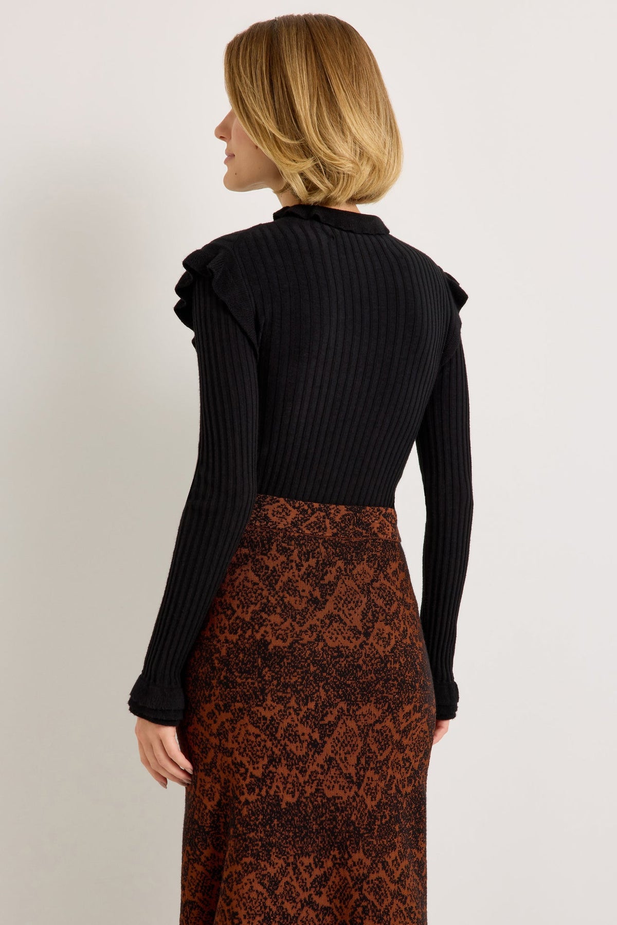 5015-394-601D-marie-oliver-shiloh-skirt-in-oxide-1