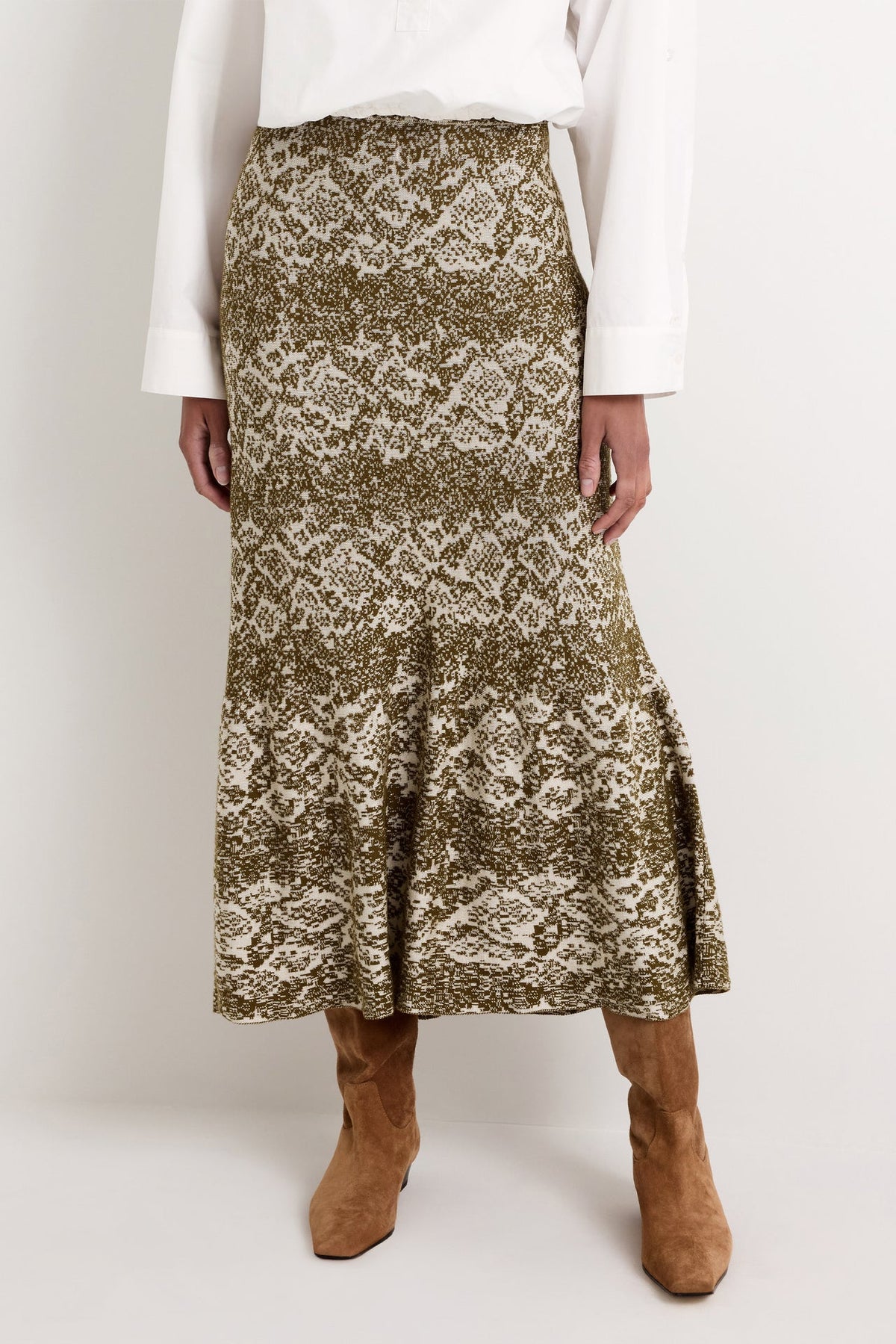501S-394-601C-marie-oliver-shiloh-skirt-in-viper-1
