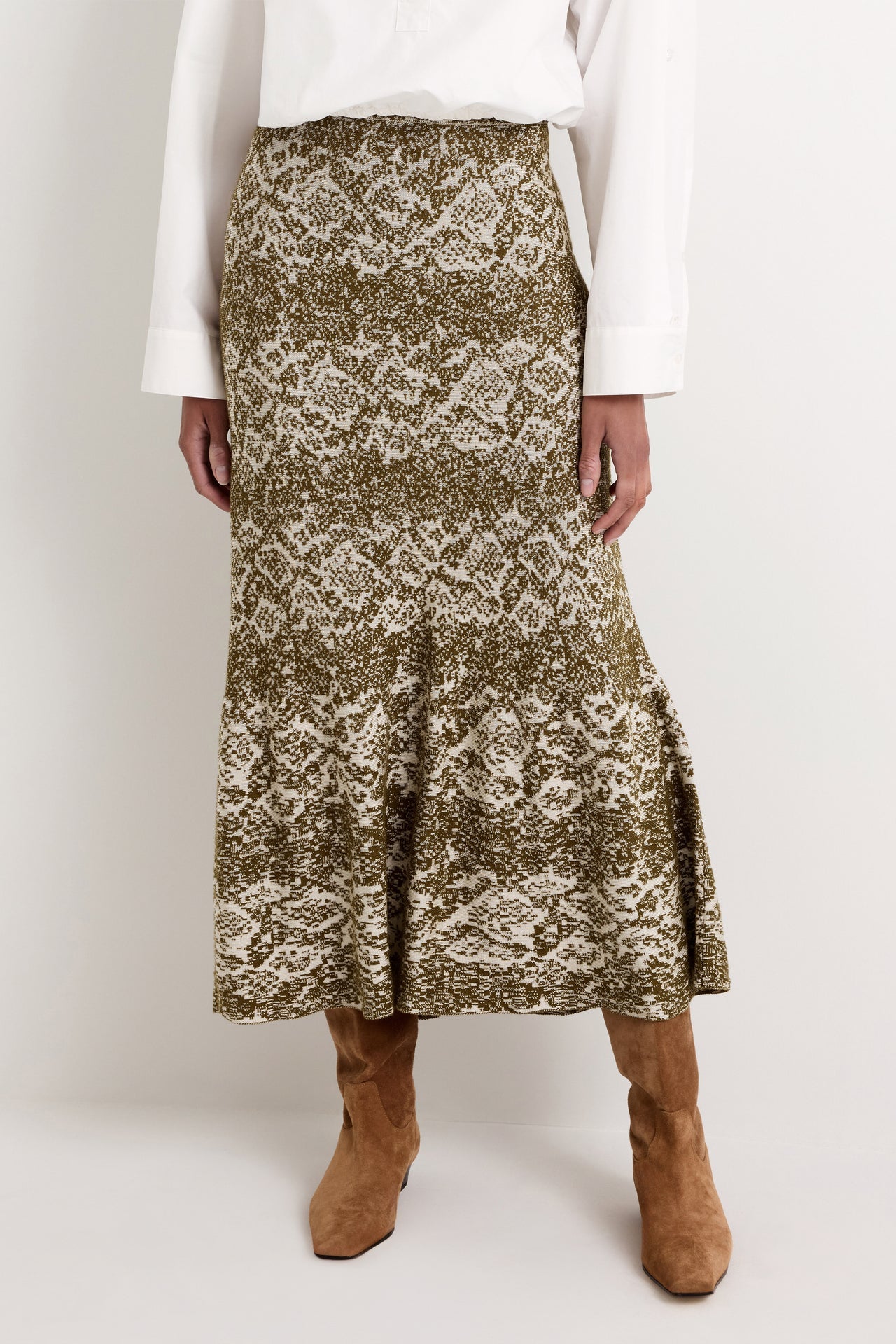 501S-394-601C-marie-oliver-shiloh-skirt-in-viper-1