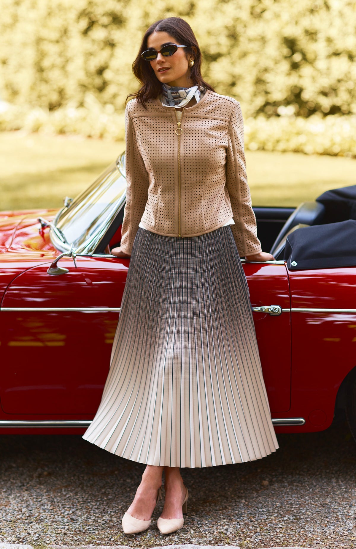 52111-tyler-b_e-cara-pleated-skirt-in-ivory-plaid-ombre-1