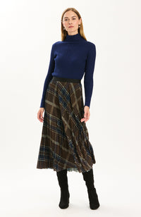 52111FF-tyler-böe-cara-pleated-skirt-in-brown-plaid-1