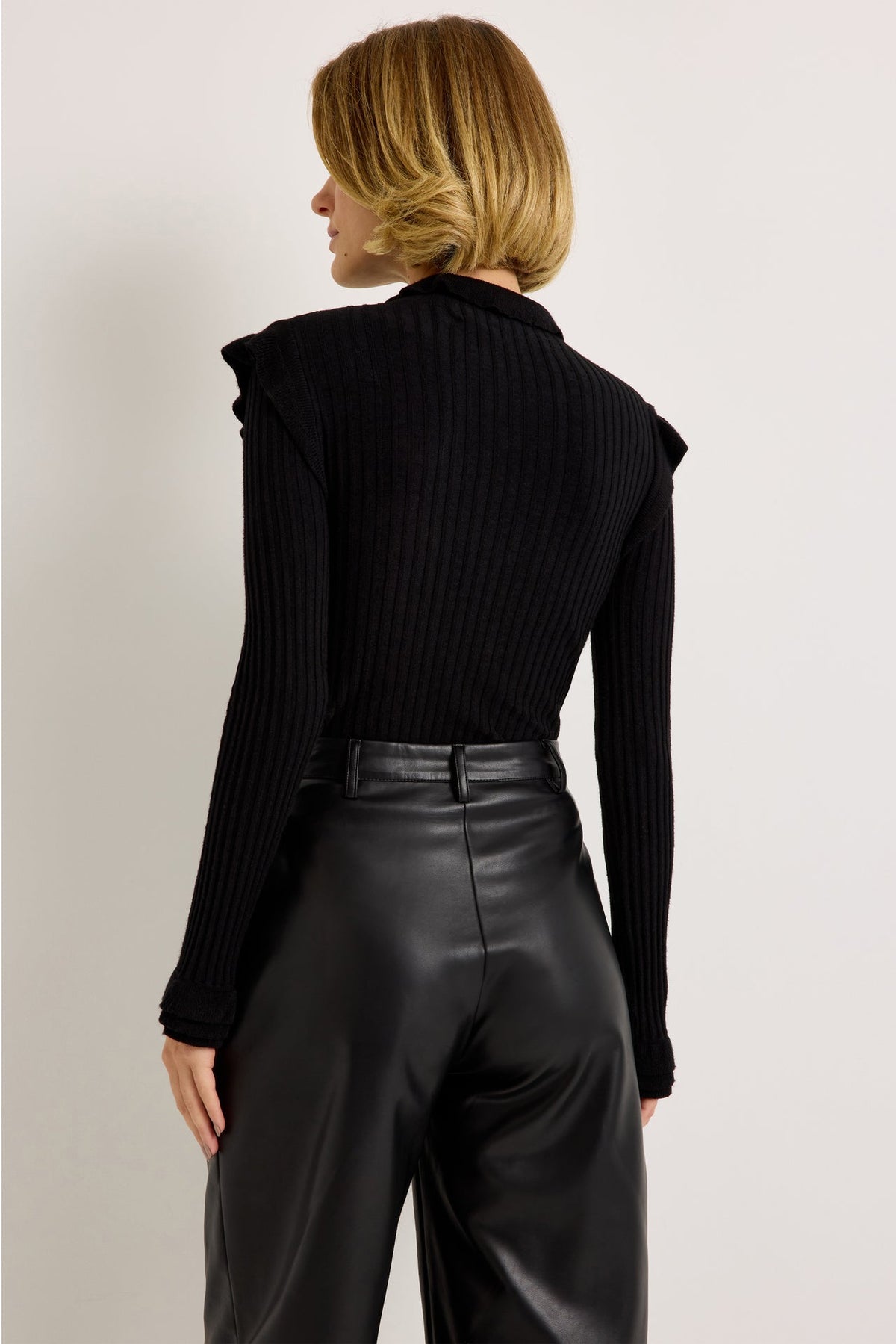 524T-195S-Marie-Oliver-tinley-turtleneck-knit-top-black-1