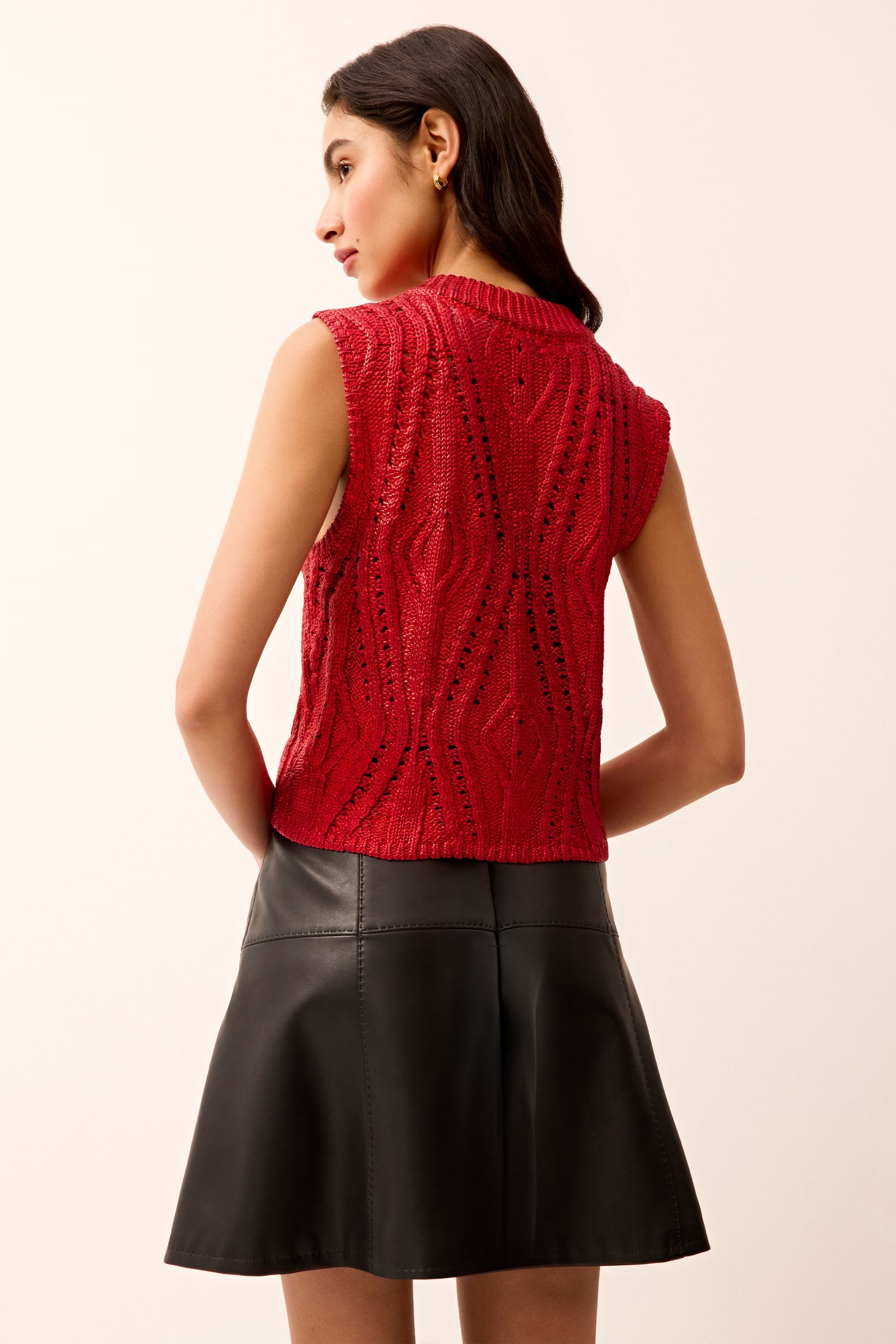 572T-235-184-marie-oliver-mcguire-knit-top-in-pepper-5