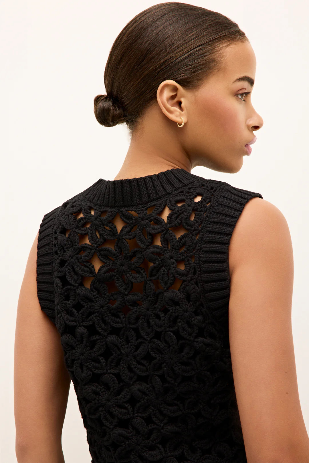 582T-258-101-marie-oliver-thea-shell-sweater-in-black-2