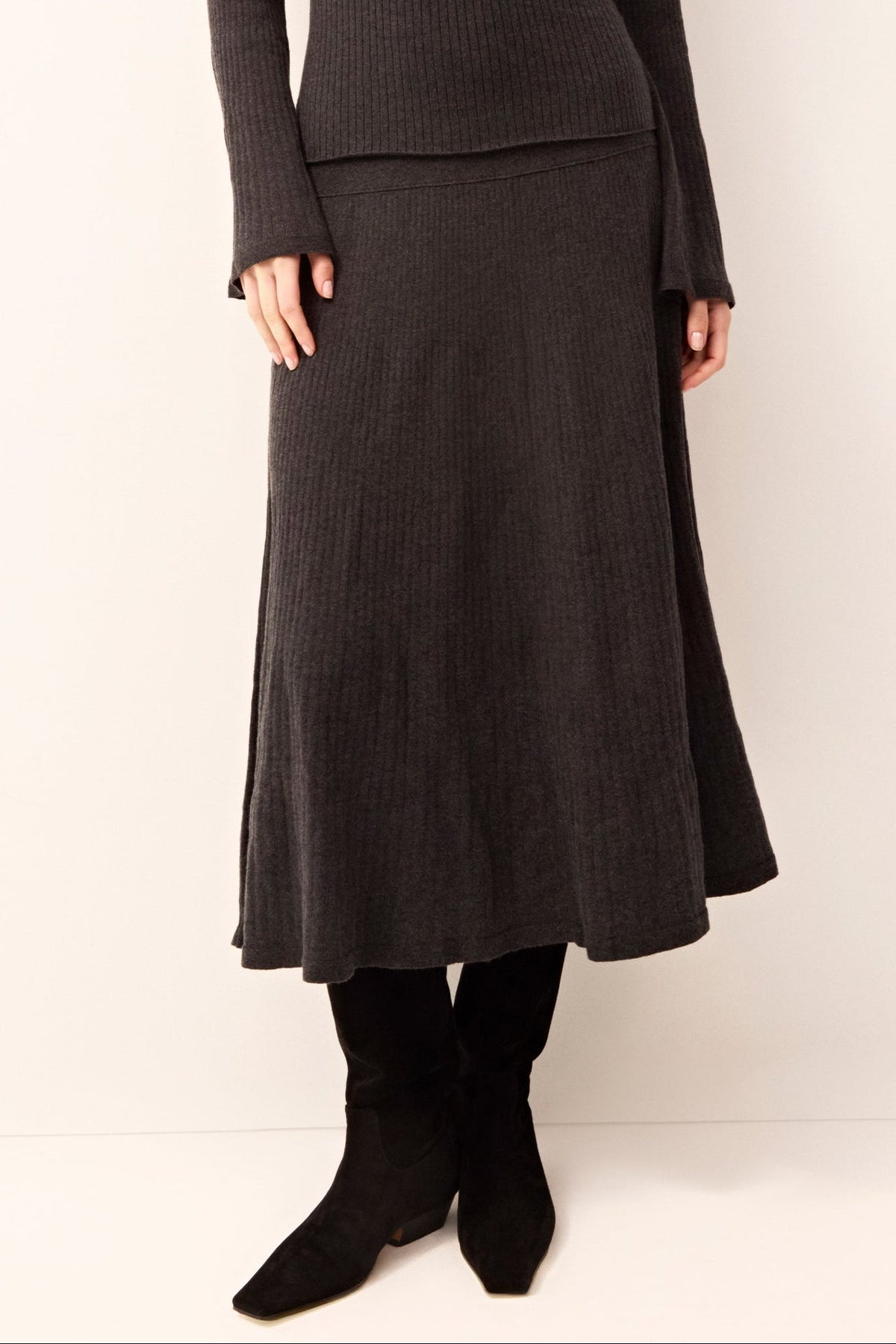 586SB-278-154-marie-oliver-kaylan-skirt-in-gunmetal-1