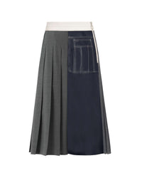 5938-beatrice-pleated-skirt-with-eco-leather-details-in-opal-gray-4