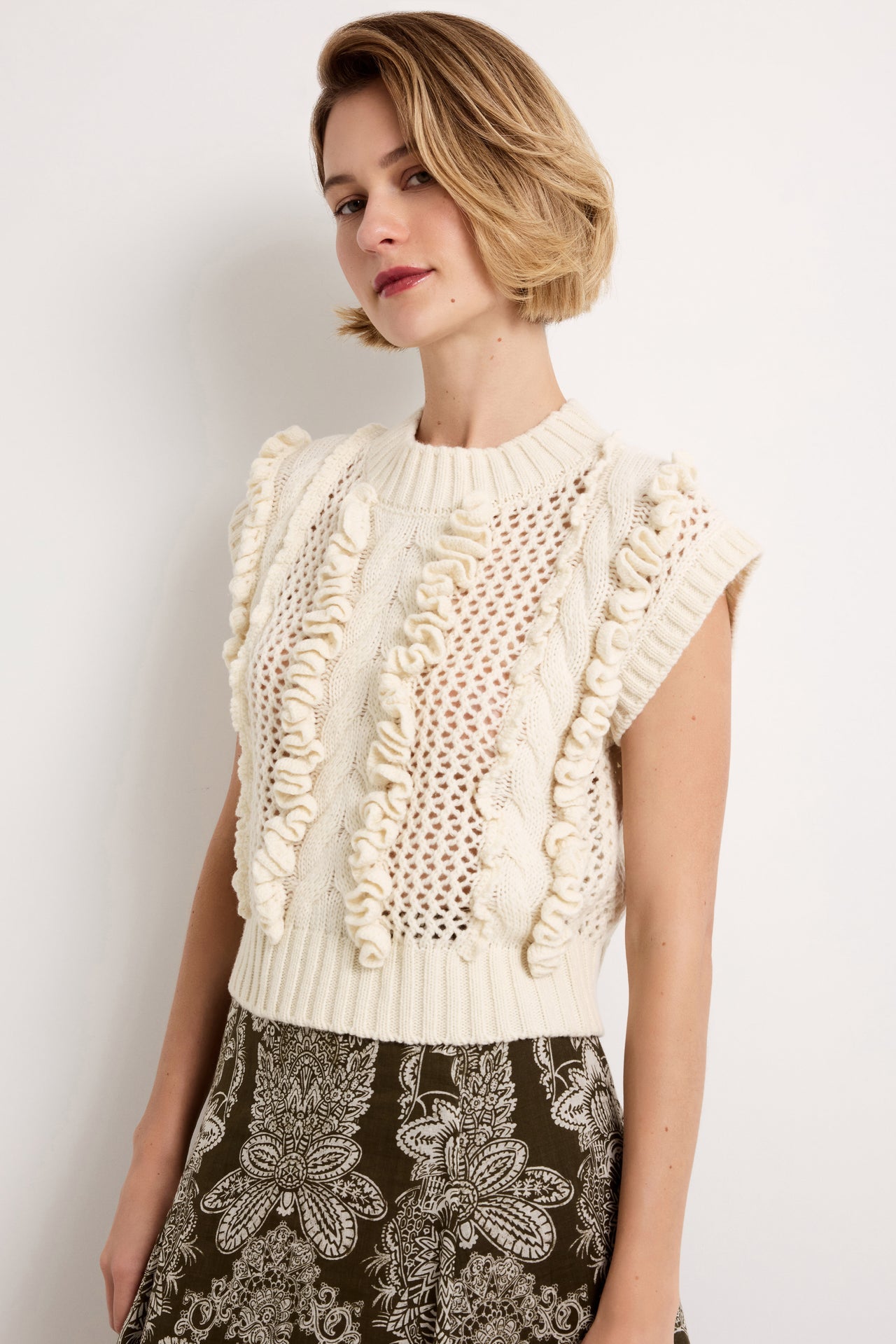 5K5T-320-100-marie-oliver-kennedy-knit-top-in-ivory-1