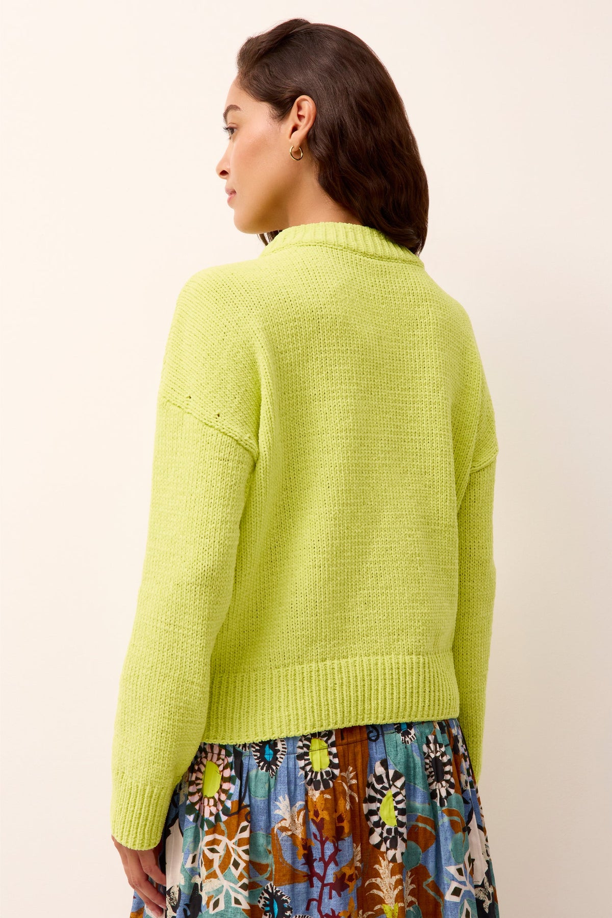5L2T-325-107-marie-oliver-lonnie-sweater-limeade-1