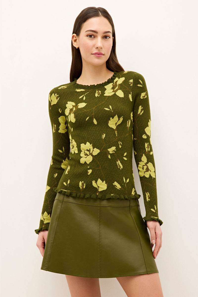 5X1T-318-417B-marie-oliver-issa-top-mums-1