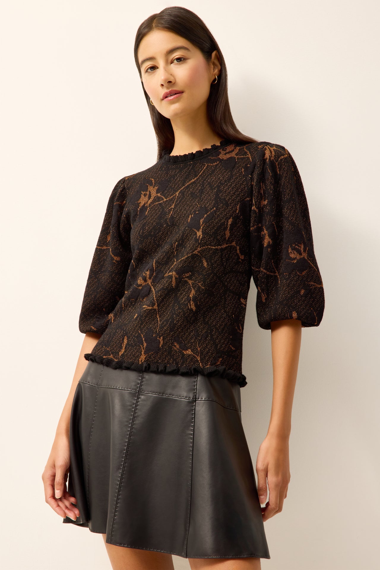 5Y1T-318-417E-marie-oliver-yardley-top-in-nightgold-1