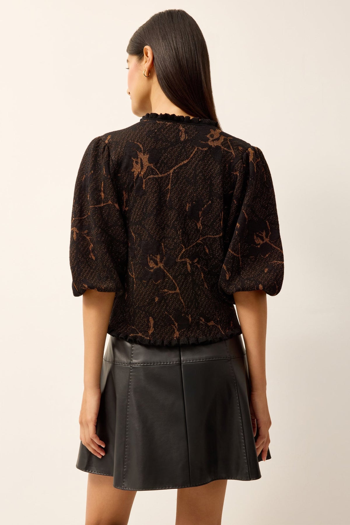 5Y1T-318-417E-marie-oliver-yardley-top-in-nightgold-1