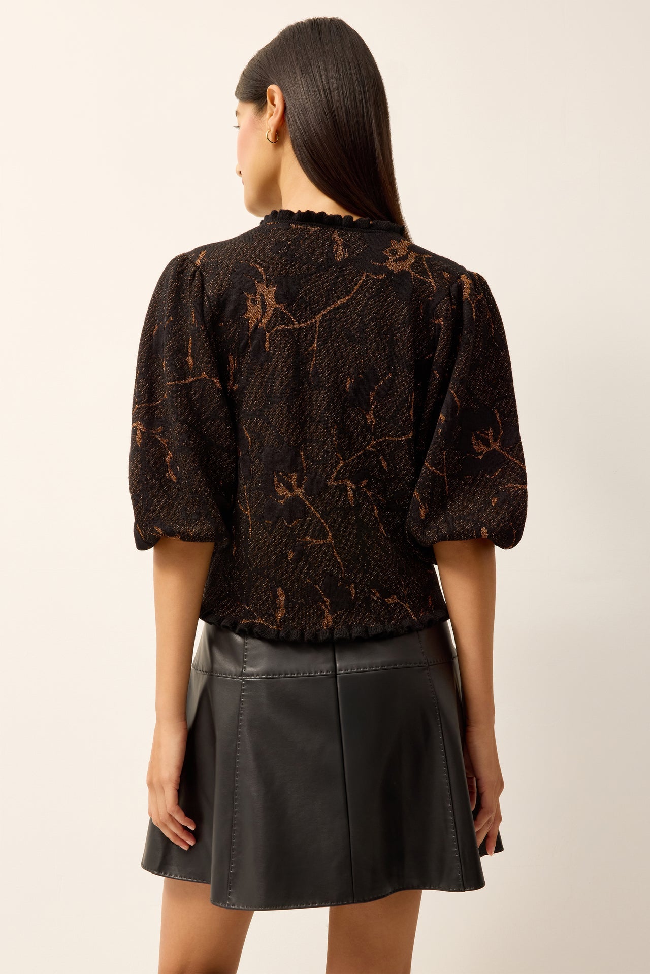 5Y1T-318-417E-marie-oliver-yardley-top-in-nightgold-1