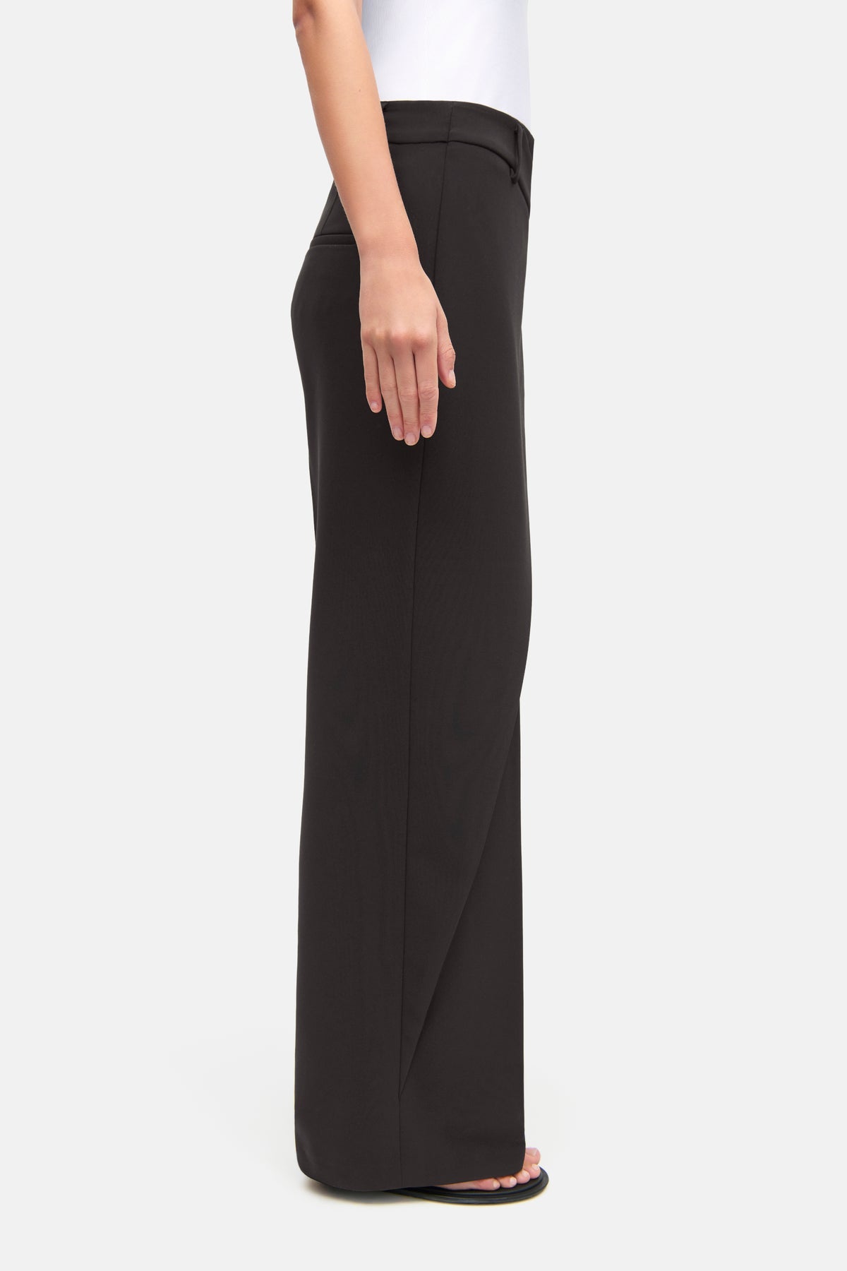 6052043000-cambio-anais-wrap-front-pant-in-black-1