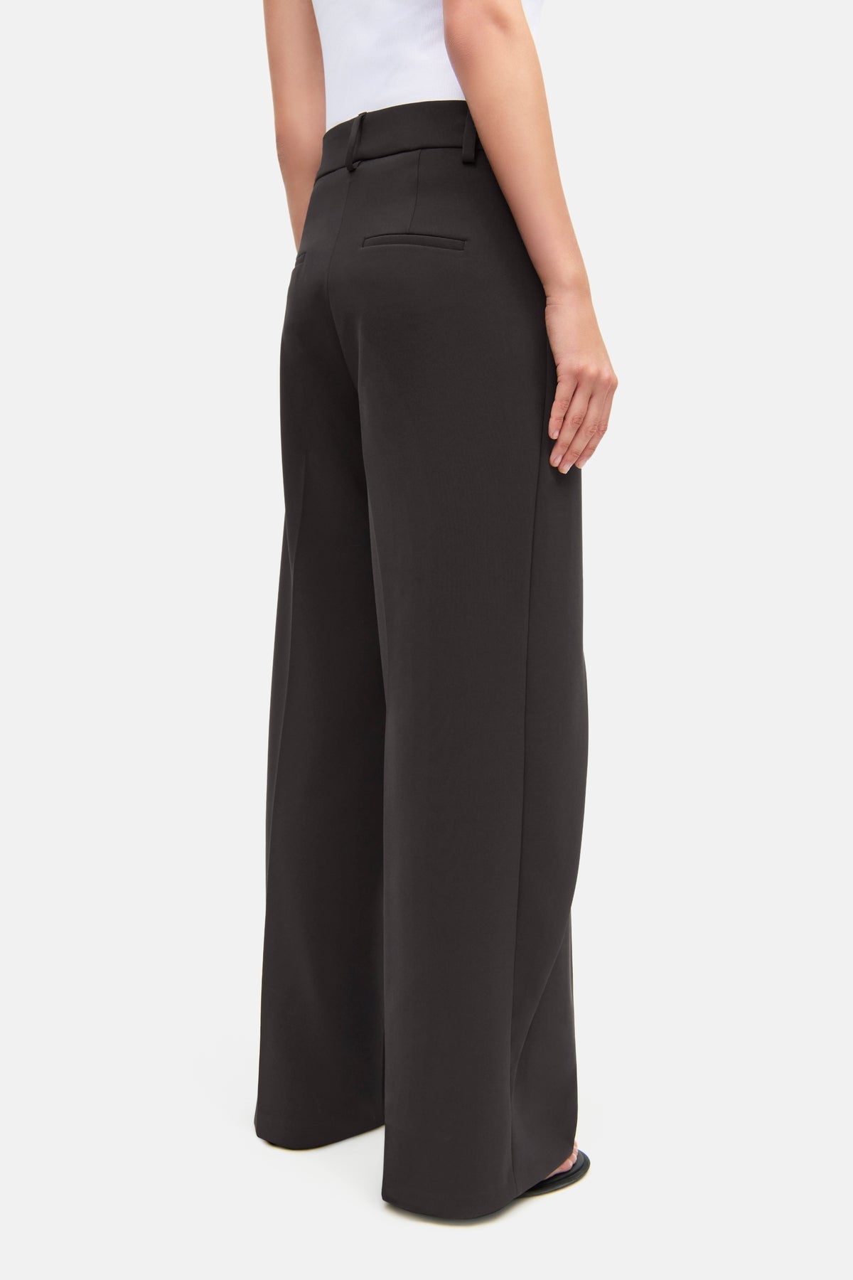 6052043000-cambio-anais-wrap-front-pant-in-black-1