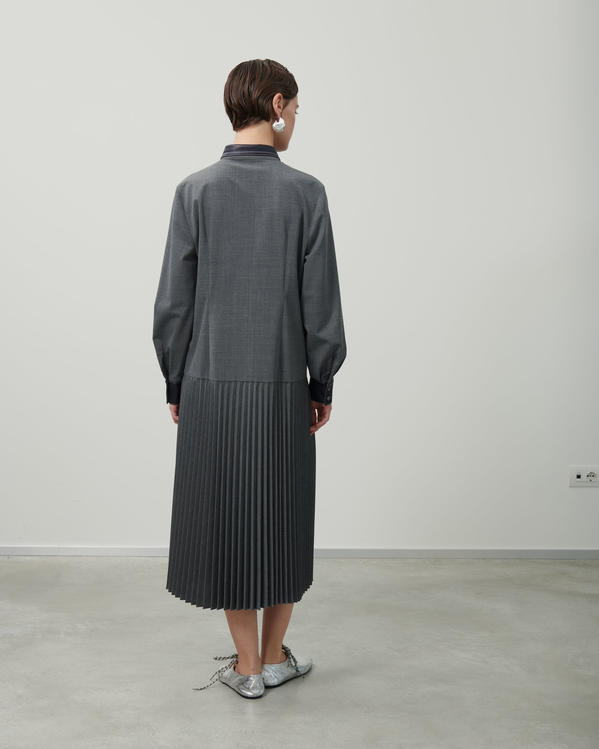 6593-beatrice-pleated-chemisier-dress-in-eco-leather-details-in-opal-gray-4