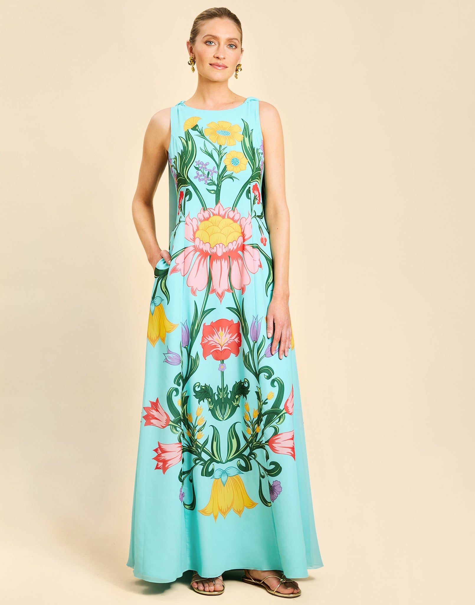 7473319084126-mestiza-cartagena-cape-gown-in-sean-juan-garden-1